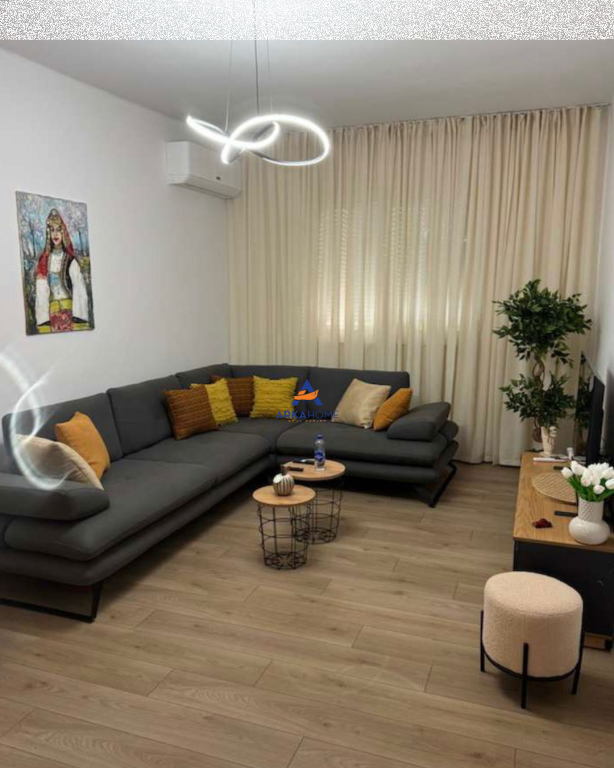 FOR RENT 2+1 APARTMENT "AT KAFE FLORA, DURRES ROAD" 950 EURO (NEGOTIABLE)