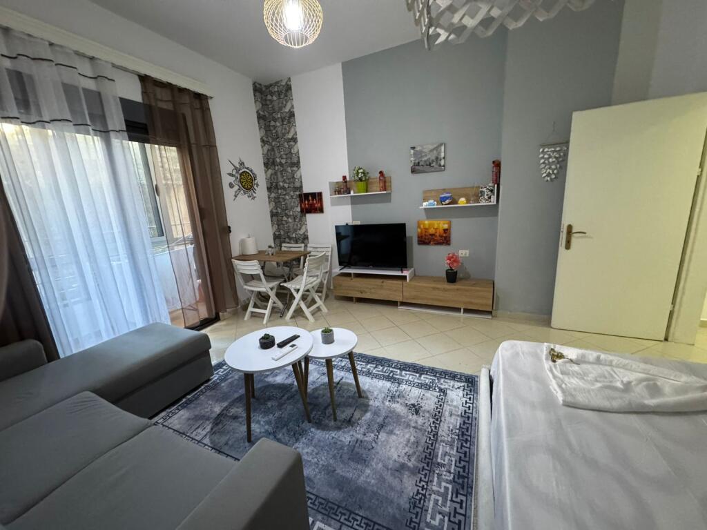 Mundësi e Artë Investimi në Sarandë – Garsoniere pranë detit dhe zonës më të frekuentuar turistike !