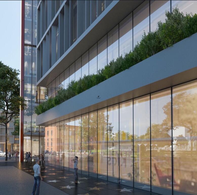 UFFICIO IN AFFITTO 848 M2 PIAZZA SKENDERBEJ 25.000 EURO