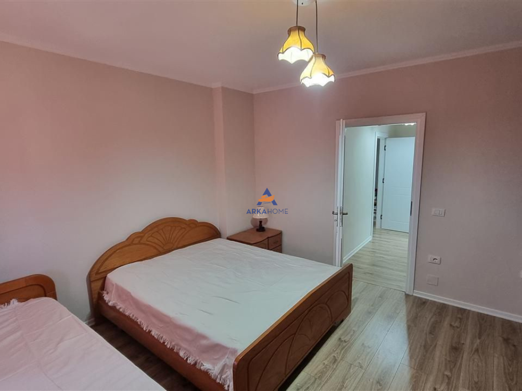 JEPET ME QERA APARTAMENT 1+1 "PRANE SHKOLLES QAZIM TURDIU,DON BOSKO" 55000 LEKE