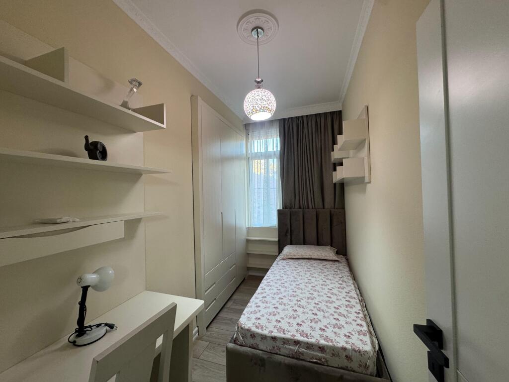 Jepet me qera apart 3+1+2 perballe Gjykates, Blvd. Bajram Curri
