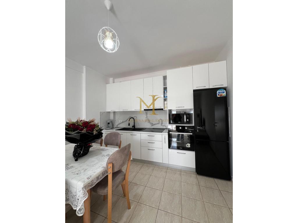 Apartment 2+1 with sea view for rent, Durres Beach !!