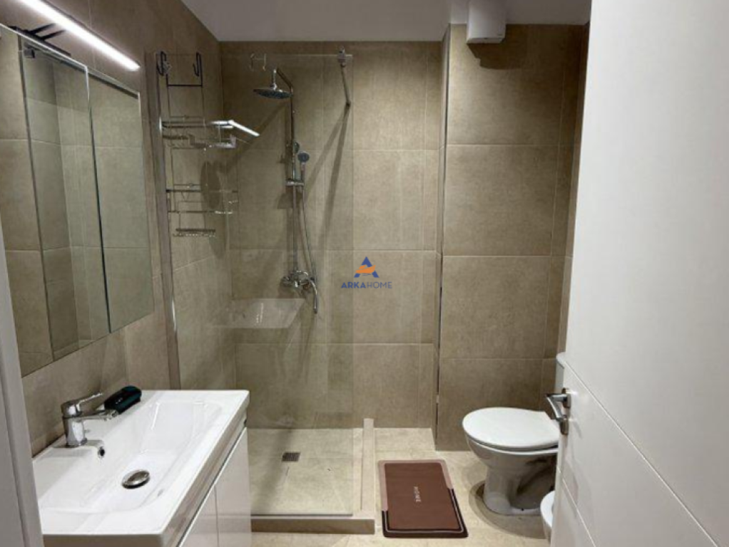 JEPET ME QERA APARTAMENT 2+1+2+BALLKONE+POST PARKIMI "TE RRUGA 5 MAJI" 650 EURO