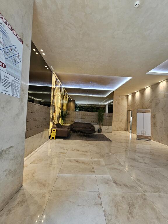 Jepet me Qira Apartament 2+1 + Post Parkimi + gardorobe– Ambasador 3 ✨çmimi 1800 euro