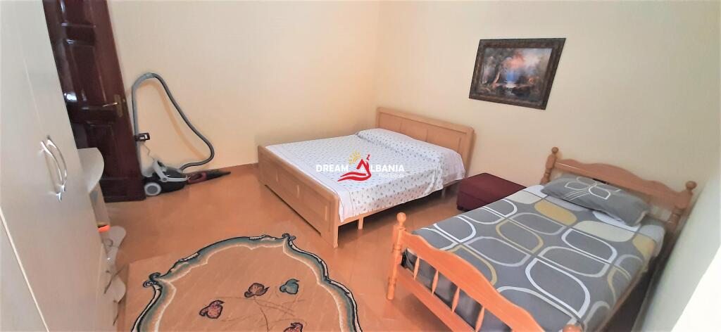 Shtepi 2 kateshe ne shitje ne zonen e 21 Dhjetorit prane Policise Bashkiake ne Tirane (ID 4141022)