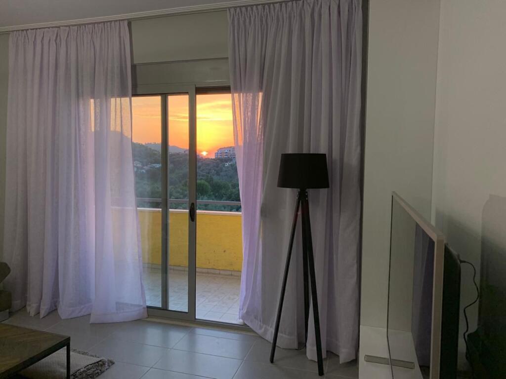 🏡 Appartamento 2+1 in Affitto – Via Peti, Tirana