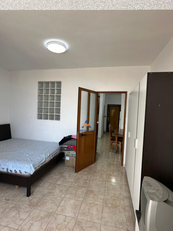 VENDESI APPARTAMENTO 1+1+BALCONE "VICINO ALLA SPIAGGIA ILIRIA, DURRES" 65000 EURO