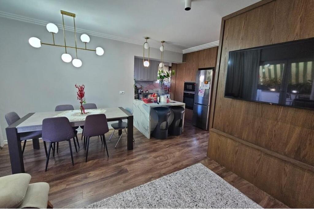 Apartment - For Sale  3+1+2  - Kavaja Street, Tirana (ID: 530571001-184)