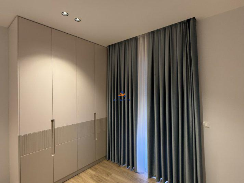 JEPET ME QERA APARTAMENT 2+1+2+BALLKONE+POST PARKIMI "TE RRUGA 5 MAJI" 650 EURO