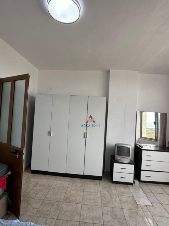 VENDESI APPARTAMENTO 1+1+BALCONE "VICINO ALLA SPIAGGIA ILIRIA, DURRES" 65000 EURO