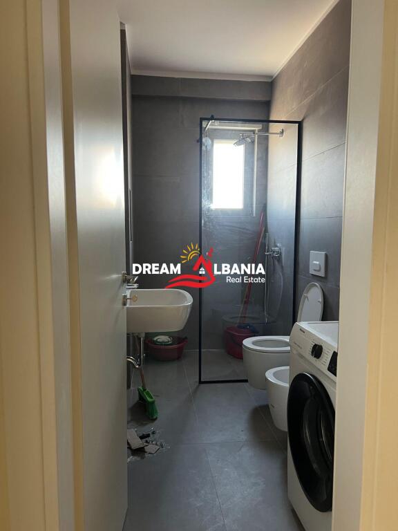 Appartamento 1+1 in affitto in via “Dervish Hekali”, vicino a “Scuola Rossa” – Tirana (ID 42111475)