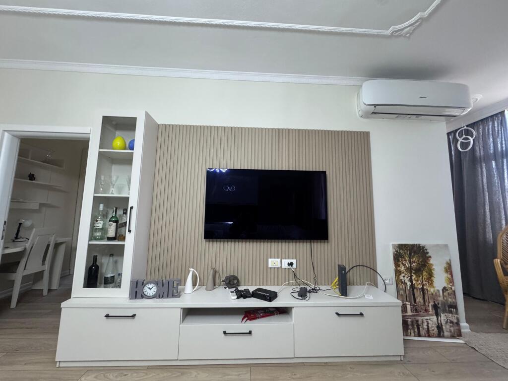 Jepet me qera apart 3+1+2 perballe Gjykates, Blvd. Bajram Curri