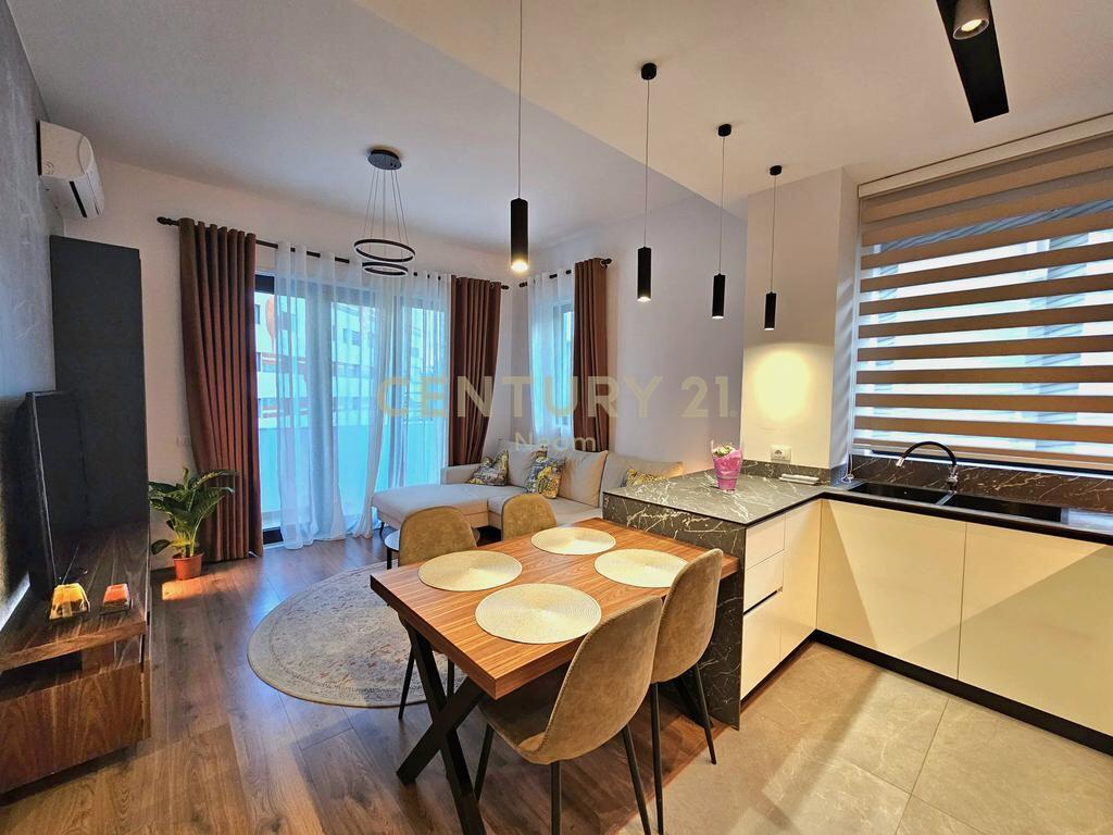 Apartment 2+1+1 +Parking At the Extension of Kodra e Diellit!