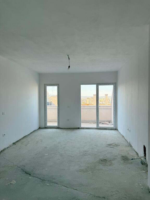 🚨Opportunity | 🏢Apartment 2+1+2+ Veranda for Sale | 📍Aura Complex, Lapraka