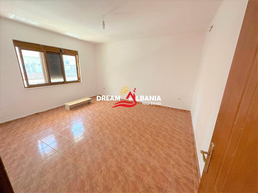 4-storey villa for rent on Kavaja street near Globe center (ID 4251246)
