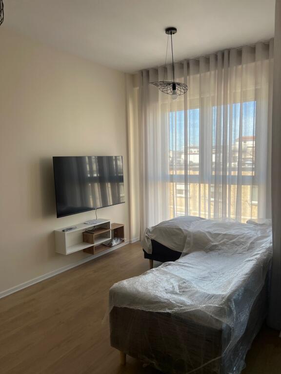 1+1,furnished near the red school, price 750 euros with parking