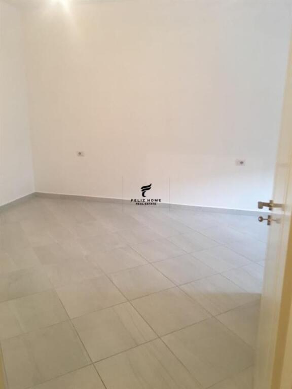 OFFICE FOR RENT 90 M2 DON BOSKO 500 EURO