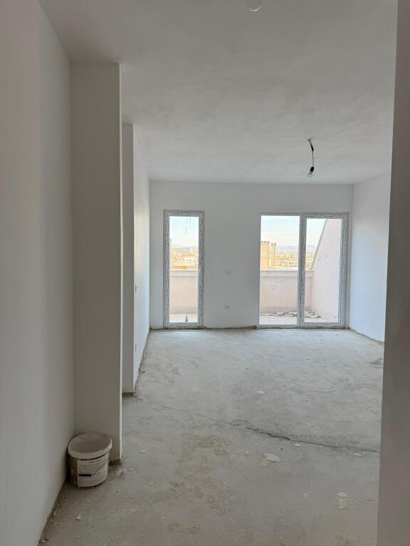 🚨Opportunity | 🏢Apartment 2+1+2+ Veranda for Sale | 📍Aura Complex, Lapraka