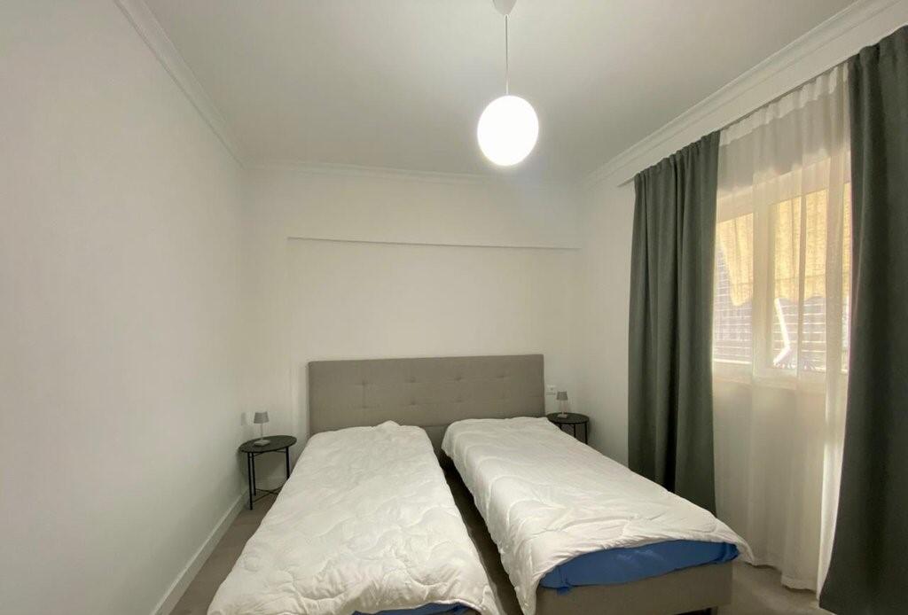 Apartament Modern 2+1 me Qira pranë KIKA 2, Komuna e Parisit – 900€/muaj