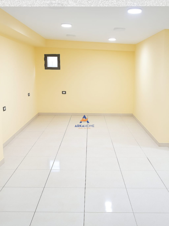 NEGOZIO IN AFFITTO 30M2 "ALLA STRADA DI DURRES" 450 EURO