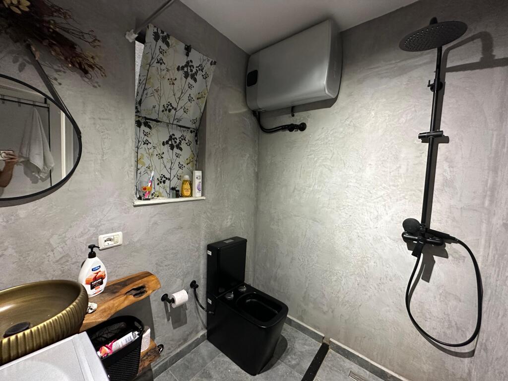 STUDIO APPARTAMENTO IN VENDITA PRESSO MALI I ROBIT
