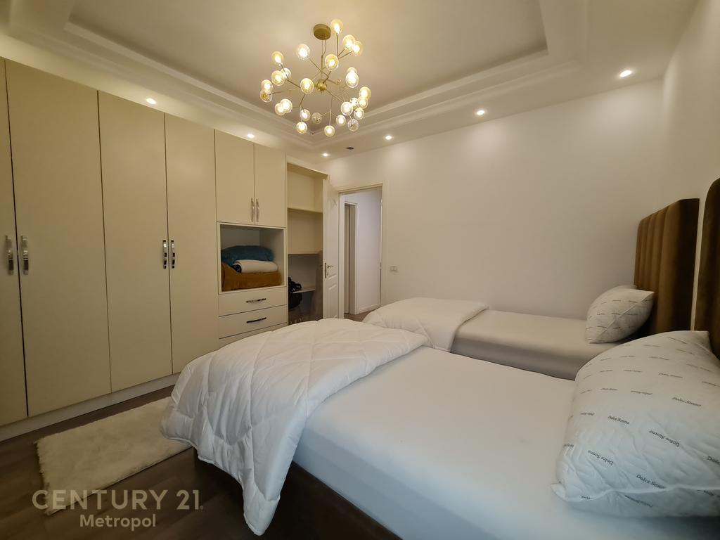 APARTMENT 2+1+GARAGE FOR SALE 280,000 €