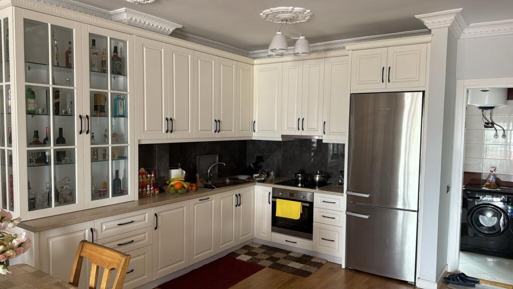 VENDESI DUPLEX A KODRA E DIELLIT 350.000 euro