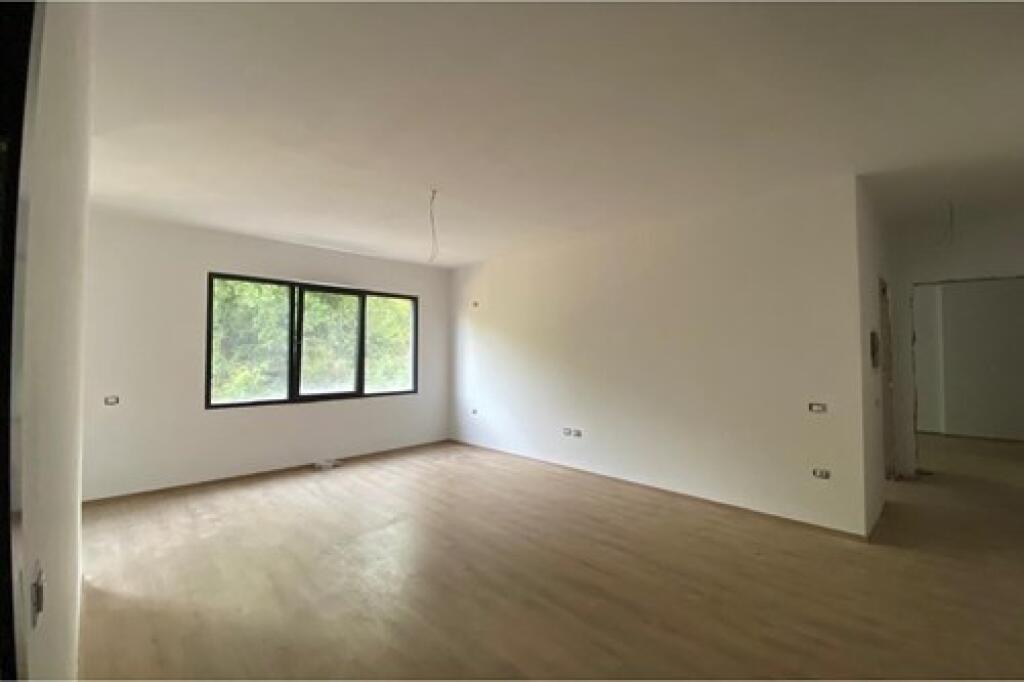 Appartamento 2+1+2 in Vendita con 2 Posti Auto, Via Elbasan, Complesso Xheluks (MLS # 530581007-80)