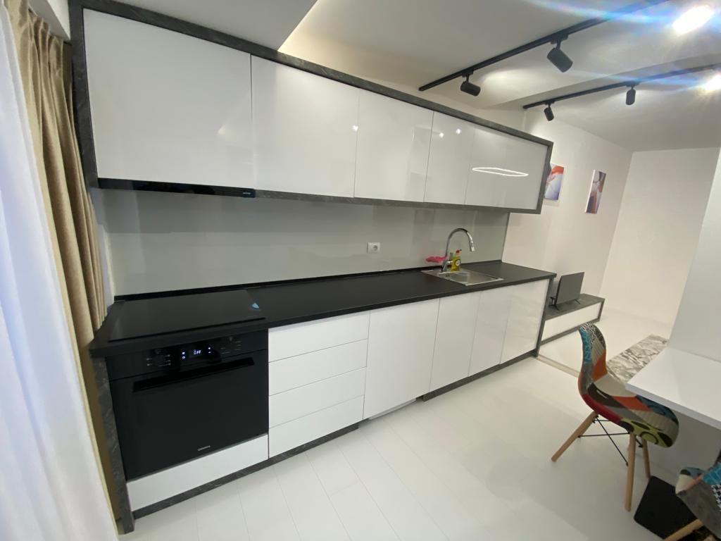 Studio apartment for rent  Delijorgji Complex (the old one)  11th floor with elevator  Price 45000 lek