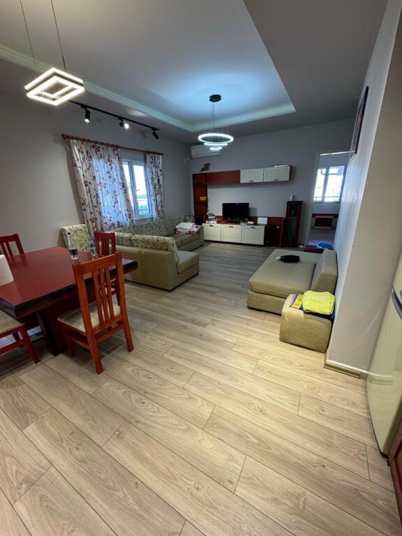 1+1,furnished with veranda,at kodra e diellit,500 euro