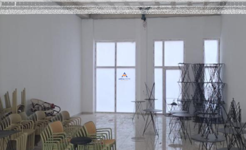 LOCALE COMMERCIALE IN AFFITTO 100M2 "STAZIONE DEI TRENI" 900 EURO
