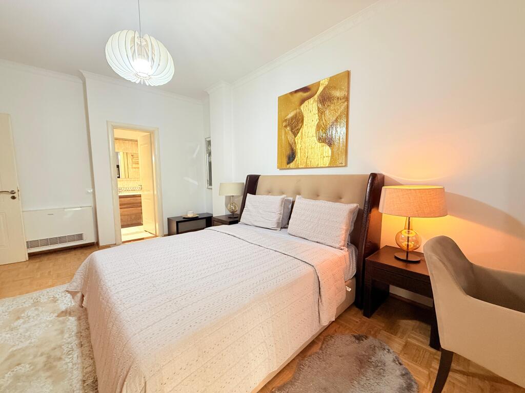 🏡 Jepet me Qira – Apartament 3+1 + 2 Tualete + Post Parkimi