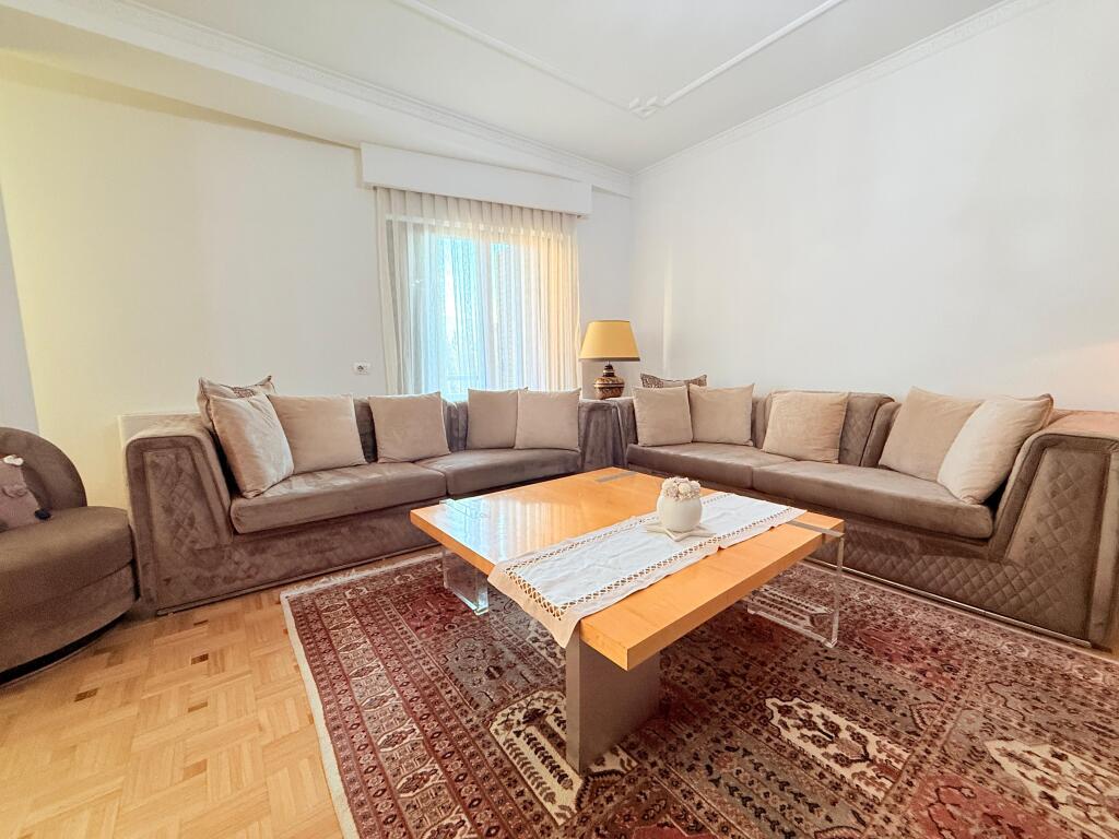 🏡 Jepet me Qira – Apartament 3+1 + 2 Tualete + Post Parkimi