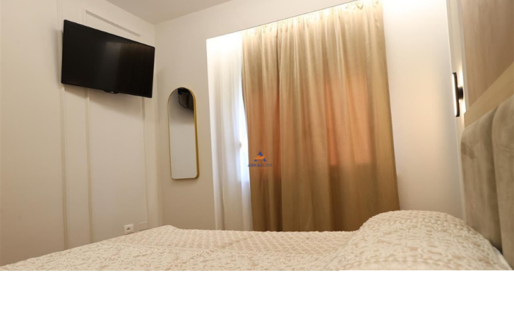 VENDESI APPARTAMENTO 1+1+BALCONE "VICINO ALLA ROCCIA DI KAVAJA, DURRES" 110000 EURO