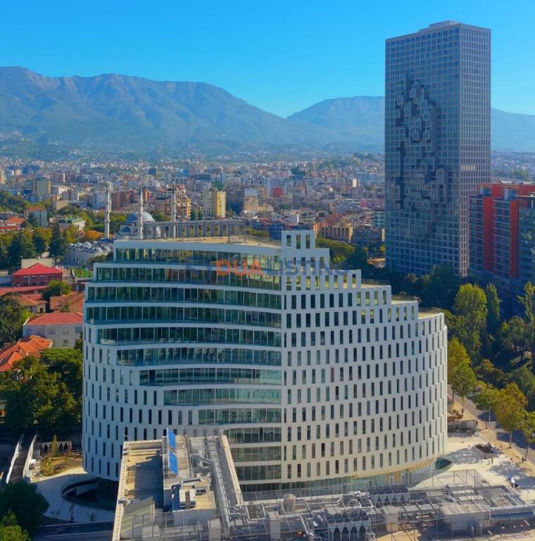 AFFITTIAMO UFFICIO PREMIUM NEL CUORE DI TIRANA !