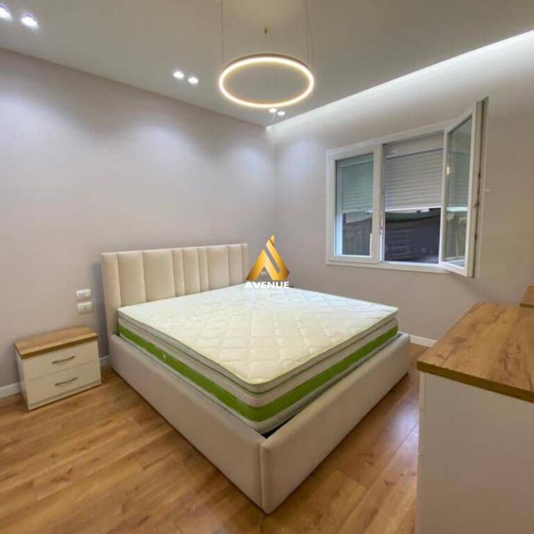 Appartamento 2+1 + deposito in affitto, presso Bar Santa, Via Myslym Shyri – Tirana   