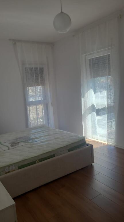 🏡 Jepet me Qira Apartament 1+1