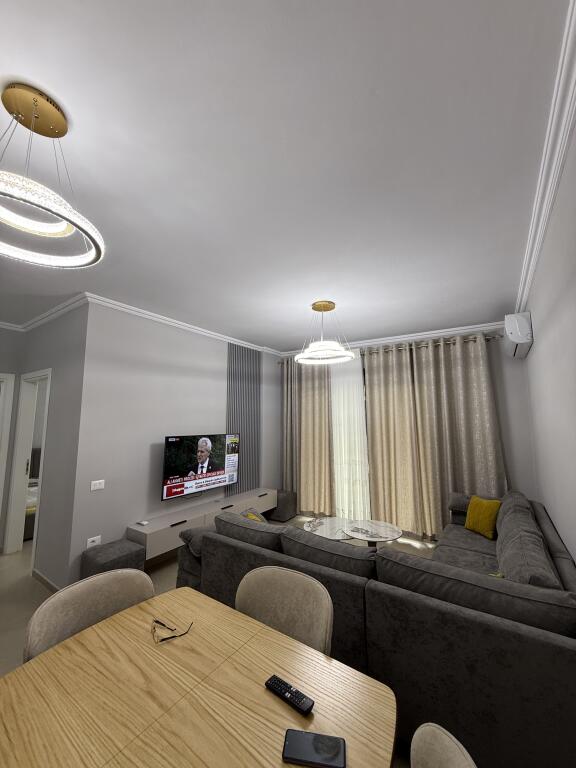 Apartament 2+1 per qera liqeni i thate