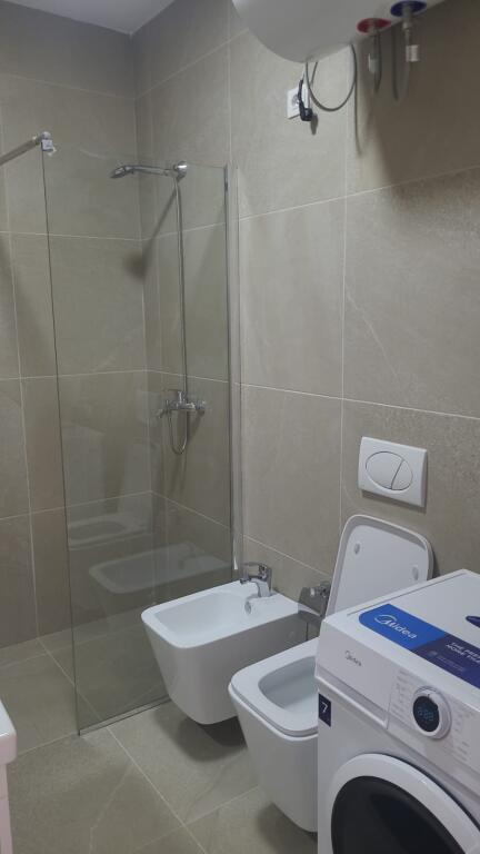 🏡 Jepet me Qira Apartament 1+1