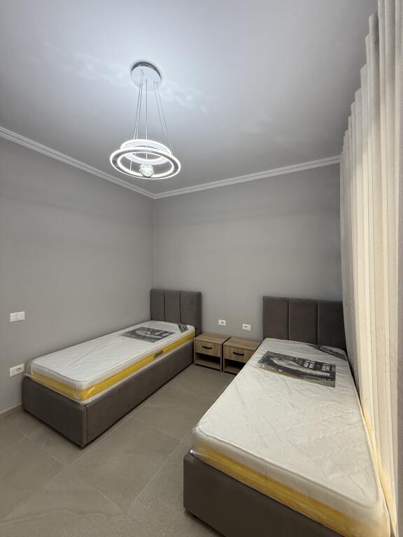 Apartament 2+1 per qera liqeni i thate