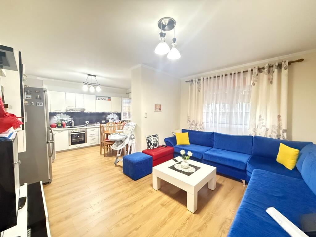 Apartment 2+1+2 for sale, Paris Municipality, Intersection