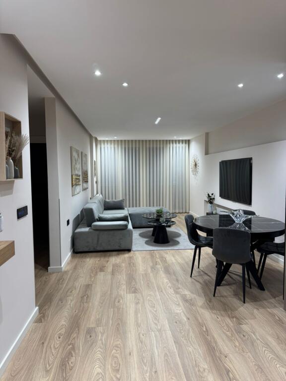 APARTAMENT 2+1 ME QIRA Bulevardi Gjergj Fishta