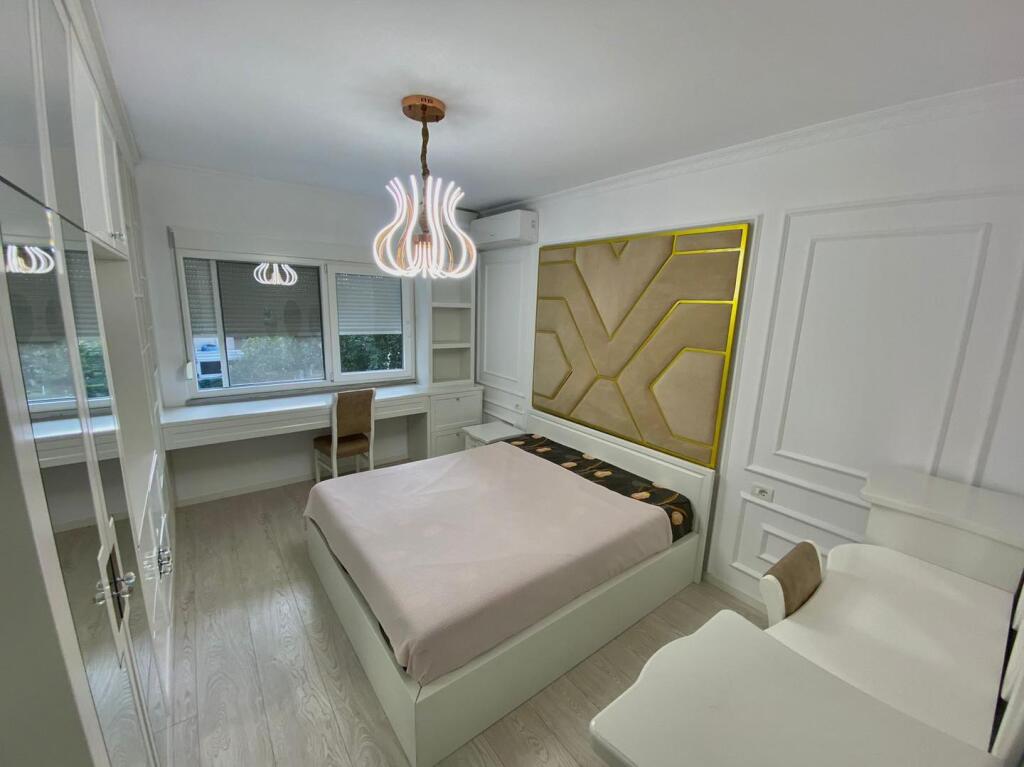 🏡 Jepet me qira apartament luksoz 3+1+2 në Rrugën e Elbasanit