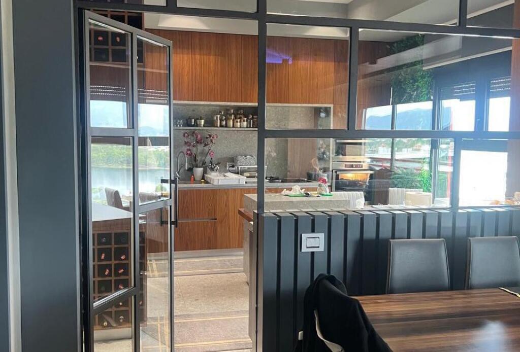 🏡 Affittasi appartamento moderno 3+1+2 bagni al Lago Secco