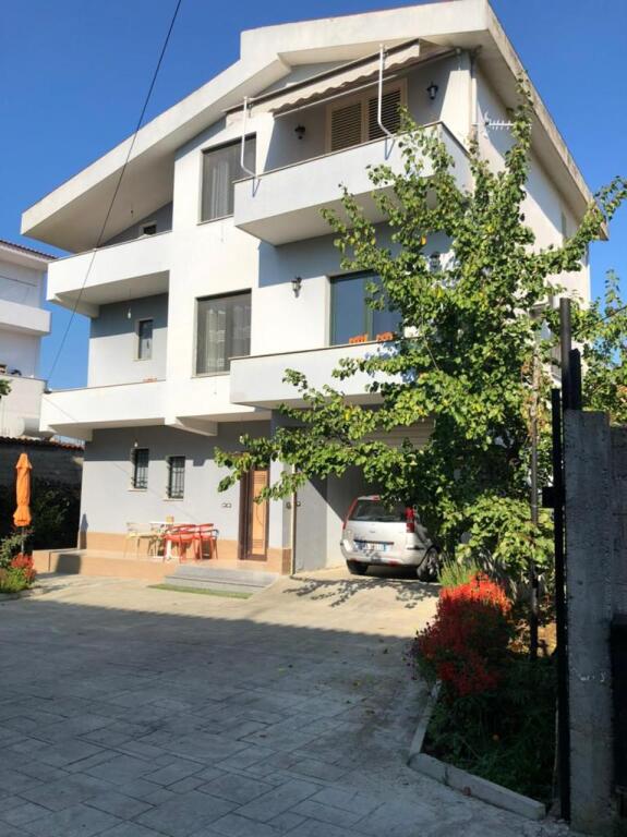🏡3-storey house for rent (2nd and 3rd floor) near the Agricultural University of Tirana