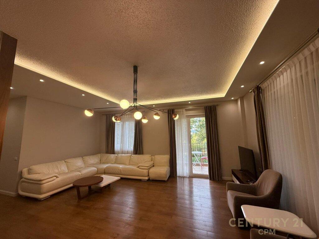APARTMENT FOR RENT 3+1+2+2 PARKING SPACES, AT SECRET GARDEN!