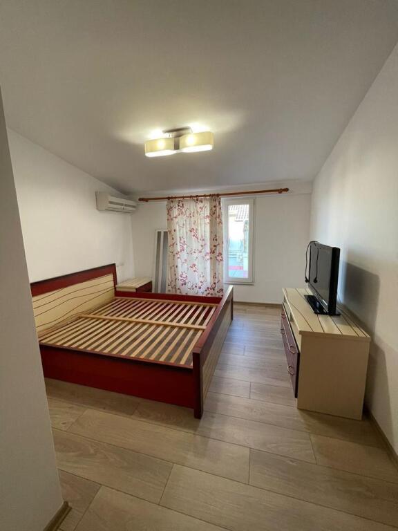 1+1,furnished near the municipal overpass,price 480 euro