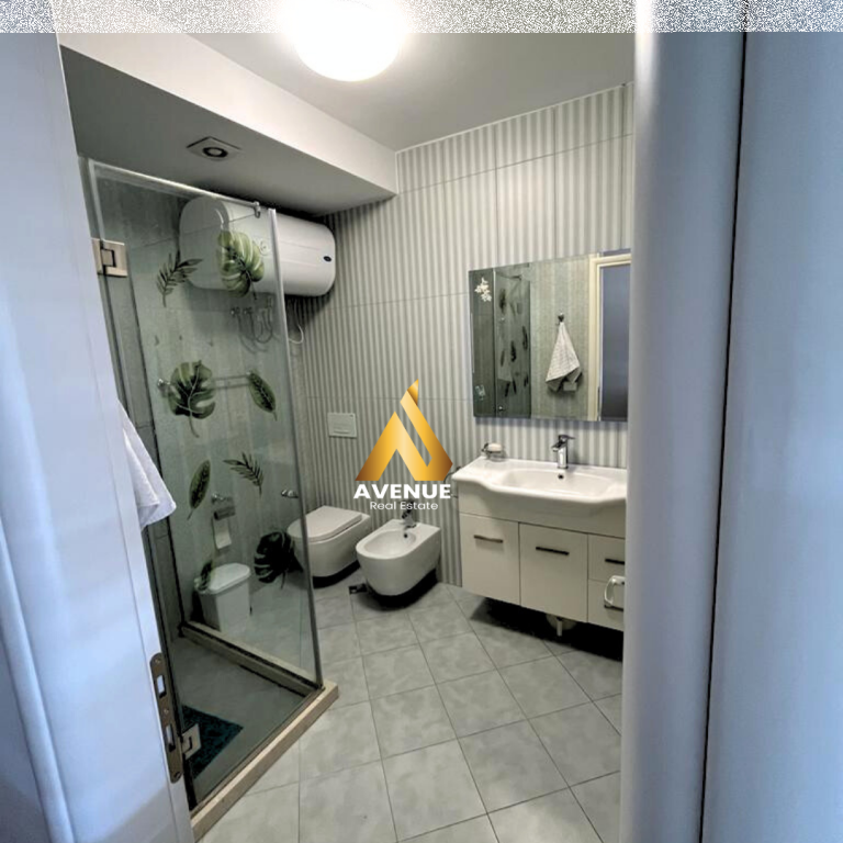 In Affitto Appartamento 2+1+2 presso Residenza Long Hill, vicino a TEG, Tirana