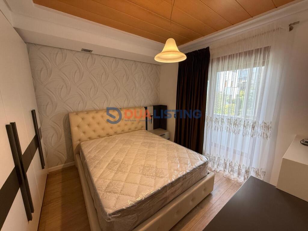 VILLA MODERNA con CORTILE &amp; 3 POSTI AUTO, RESIDENZA COLOMBO 2!
