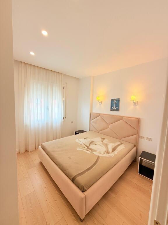 📌 Appartamento 1+1 con vista mare in affitto a Lungomare, Vlora